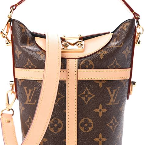 louis vuitton dust bag large|louis vuitton monogram duffle bag.